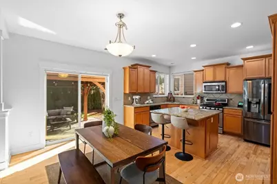 5221 NE 7th Place, Renton, WA 98059 - Photo 14