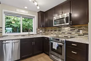 10203 47th Ave SW, Seattle, WA 98146 - Photo 10