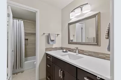10203 47th Avenue SW #C8, Seattle, WA 98146 - Photo 16