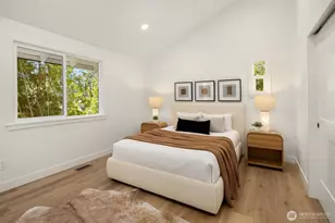 8820 194th St SW, Edmonds, WA 98026 - Photo 18