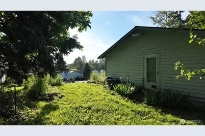 1116 Digby Lane, Mount Vernon, WA 98274 - Photo 14