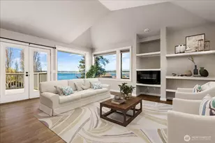 911 NE Leach St, Coupeville, WA 98239 - Photo 14