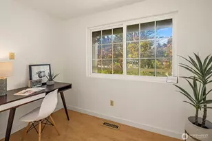 15126 NE 67th Pl, Redmond, WA 98052 - Photo 10