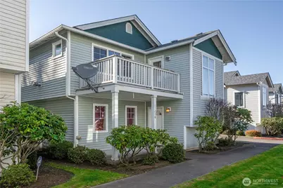 11236 3rd Avenue E, Tacoma, WA 98445 - Photo 2