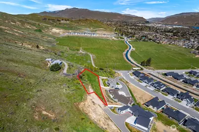 935 Silas Lane, Wenatchee, WA 98801 - Photo 2
