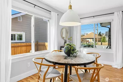 350 Meadow Avenue N, Renton, WA 98057 - Photo 8