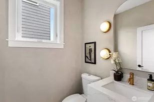 2510 NW 80th St, Seattle, WA 98117 - Photo 12