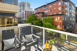 76 Cedar St, Seattle, WA 98121 - Photo 16