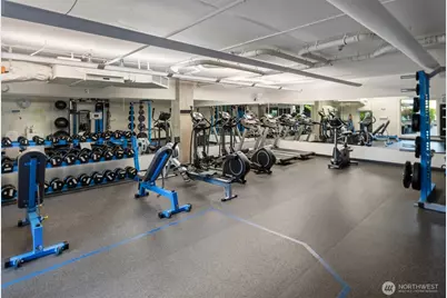 76 Cedar Street #609, Seattle, WA 98121 - Photo 24