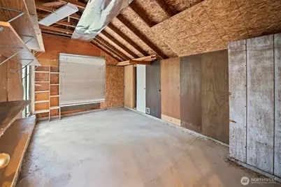 2812 204th Avenue Ct, Lake Tapps, WA 98391 - Photo 32