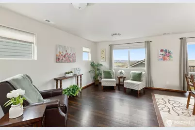 1718 72nd Ave SE, Lake Stevens, WA 98258 - Photo 2