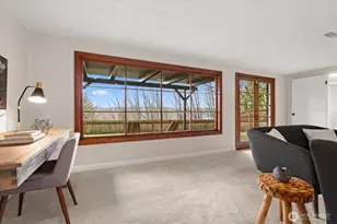 11224 SE 76th St, Newcastle, WA 98056 - Photo 8