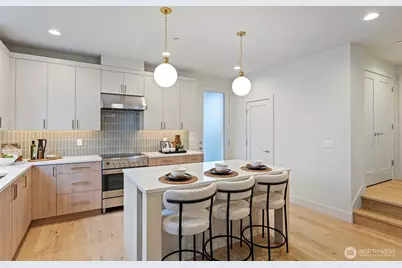 9315 132nd Avenue NE, Kirkland, WA 98033 - Photo 16
