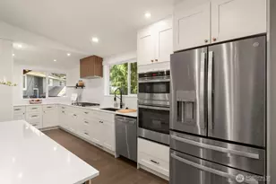 10811 NE 154th Ct, Bothell, WA 98011 - Photo 6