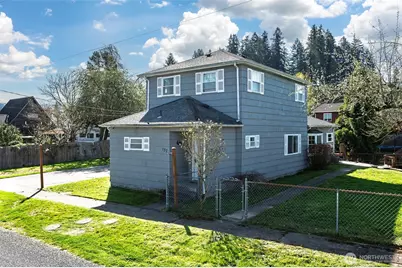 137 Aden Street SW, Castle Rock, WA 98611 - Photo 1