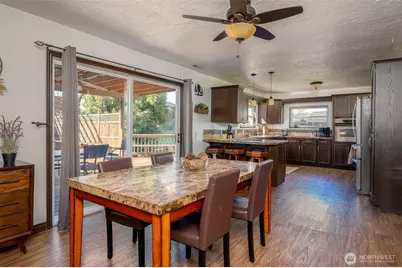 137 Aden Street SW, Castle Rock, WA 98611 - Photo 14