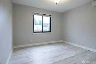 1037 Date Ave, College Place, WA 99324 - Photo 10