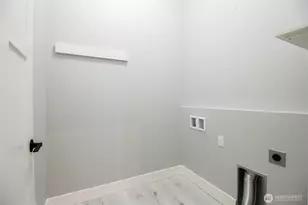 1037 Date Ave, College Place, WA 99324 - Photo 8