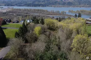 420 Topeka Rd, Kelso, WA 98626 - Photo 1