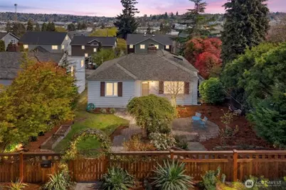3622 23rd Ave W, Seattle, WA 98199 - Photo 1