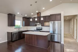 2143 NE Valley Rd, Moses Lake, WA 98837 - Photo 16