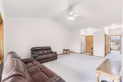 1305 Boon Street #213, Sumas, WA 98295 - Photo 4