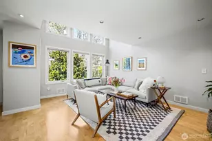 3423 W Government Way, Seattle, WA 98199 - Photo 4