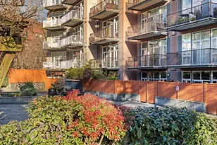 303 E Pike St, Seattle, WA 98122 - Photo 30