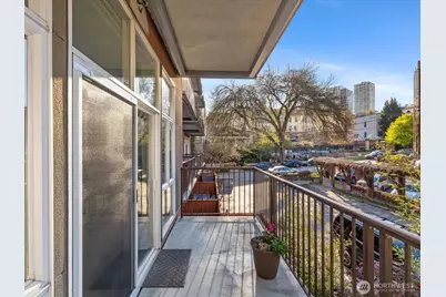 303 E Pike St #406, Seattle, WA 98122 - Photo 14