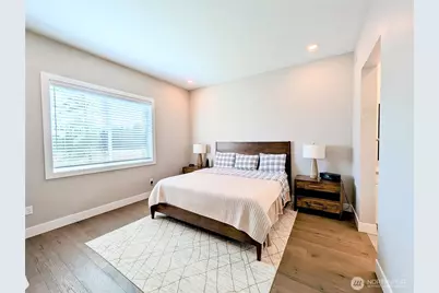 15528 174th Avenue Ct E, Bonney Lake, WA 98391 - Photo 18