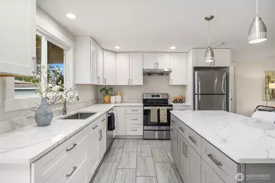 13604 NE 100th Street, Kirkland, WA 98033 - Photo 12