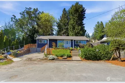 2098 NE Sunrise Drive, Bremerton, WA 98310 - Photo 2