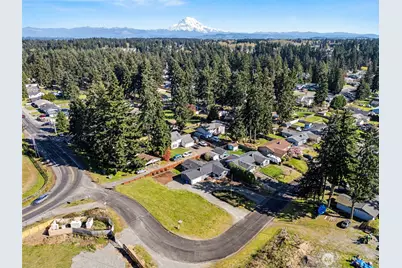 12211 109th Avenue Ct E, Puyallup, WA 98374 - Photo 36