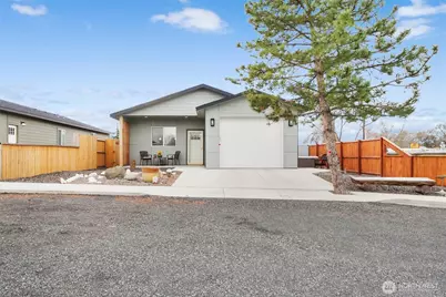423 2nd Avenue SE, Soap Lake, WA 98851 - Photo 4