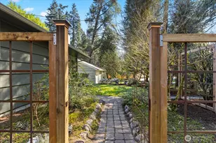 3008 NE 178th St, Lake Forest Park, WA 98155 - Photo 28