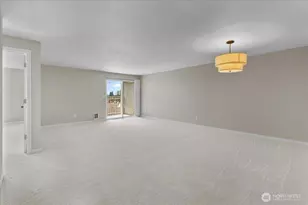 9815 Holly Dr, Everett, WA 98204 - Photo 8