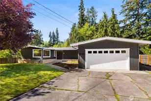 8021 181st Pl SW, Edmonds, WA 98026 - Photo 2