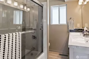 14225 104th Ave NE, Kirkland, WA 98034 - Photo 18