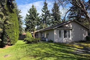 4504 67th Ave W, University Place, WA 98466 - Photo 18