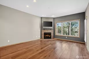 300 W 8th St, Vancouver, WA 98660 - Photo 2