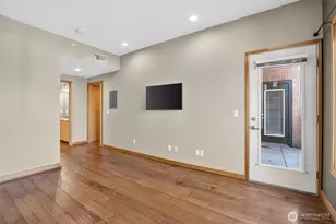 300 W 8th St, Vancouver, WA 98660 - Photo 14