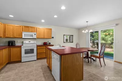 20505 190th Avenue E, Orting, WA 98360 - Photo 12