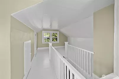 1502 E Maplewood Avenue, Bellingham, WA 98225 - Photo 18