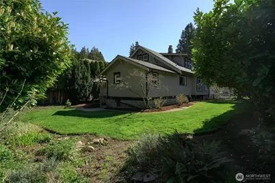 1502 E Maplewood Avenue, Bellingham, WA 98225 - Photo 32