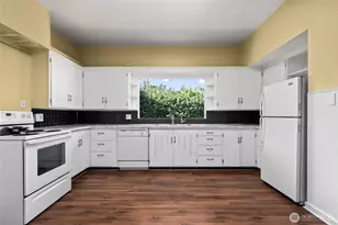 1502 E Maplewood Ave, Bellingham, WA 98225 - Photo 10