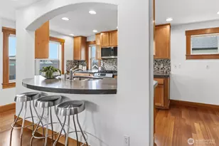 4418 Eastern Ave N, Seattle, WA 98103 - Photo 6