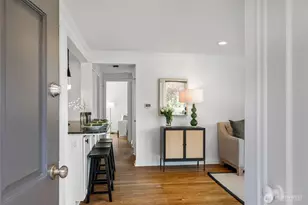 4754 35th Ave NE, Seattle, WA 98105 - Photo 4