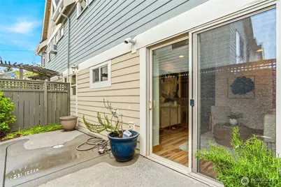 4414 Eastern Avenue N #4418, Seattle, WA 98103 - Photo 18