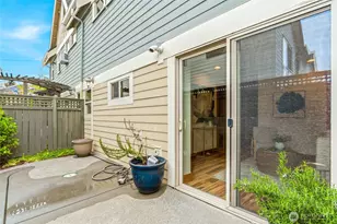 4414 Eastern Ave N, Seattle, WA 98103 - Photo 18