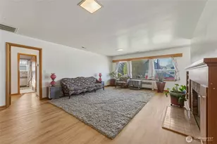 310 W 5th St, Waitsburg, WA 99361 - Photo 6